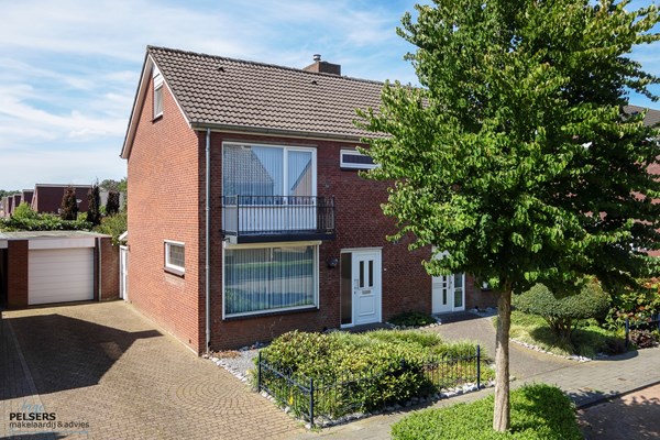 Gouverneur van Hövelllaan 25, 5953 CT Reuver